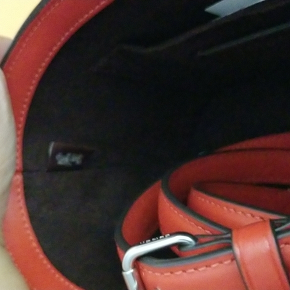 NWT Coach Georgie Train Tricket Box Case Cossbody Bag in Red - Picture 9 of 12